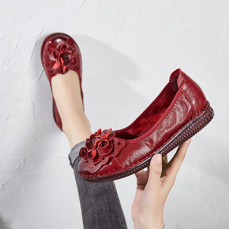 

DRKANOL 2021 Spring Women Loafers Slip On Flat Shoes Female Soft Handmade Shallow Genuine Leather Moccasins Casual Shoes Woman