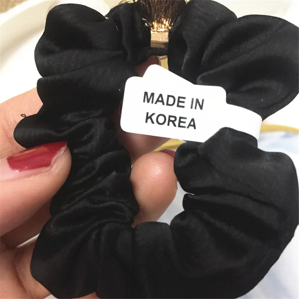 Женские резинки для волос черные белые с камелией цветами и жемчугом модные