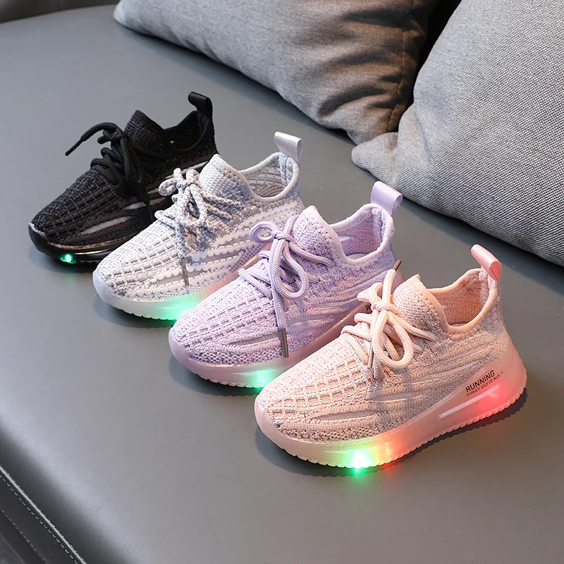 

Демисезонные детские вязаные кроссовки со светодиодной подсветкой для девочек и мальчиков, дышащие светящиеся спортивные кроссовки для ма...