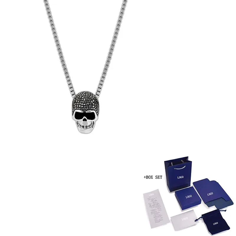 

2020 новый стиль личности черный бриллиант череп кулон ожерелье, подходит для мужчин и женщин носить ювелирные изделия.