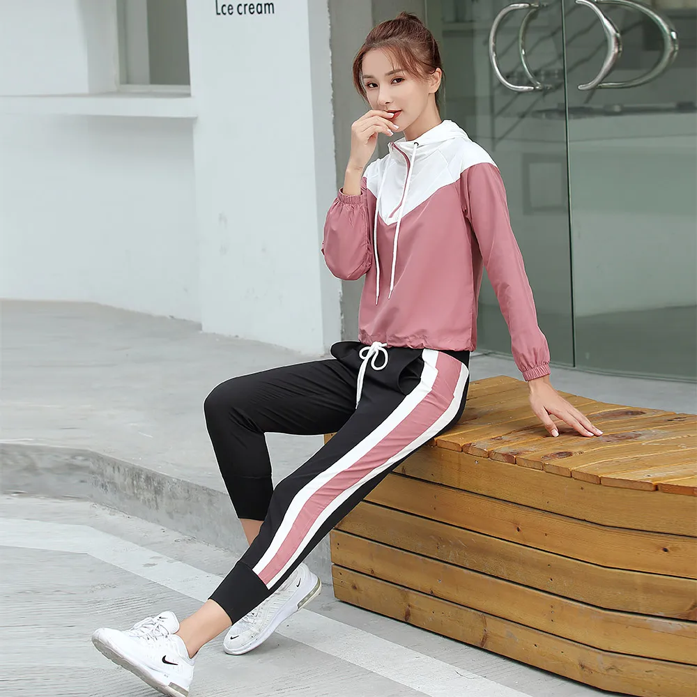 Set of 6 Pieces for Outdoor Activities, Women's Set of Trousers + Hooded Jacket + T-Shirt + Bra + Shorts, Tracksuits Women 2021