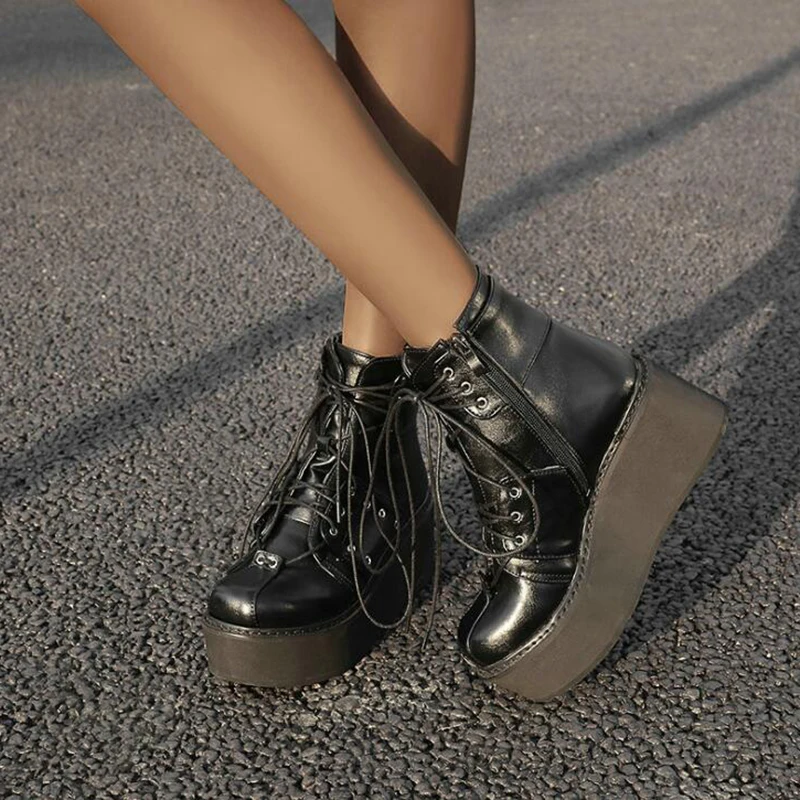 Женские ботильоны на танкетке шнуровке Осень-зима | Обувь