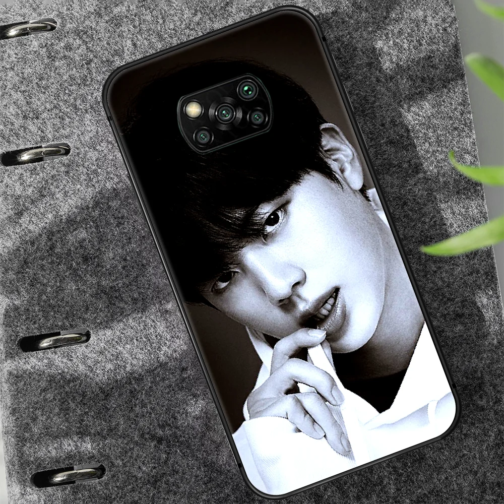 

Bangtan Boys Kim Seok Jin Phone case Cover Hull For Xiaomi Mi A2 A3 8 9 9T Note 10 Se Lite Pro black Etui Painting Shell Tpu