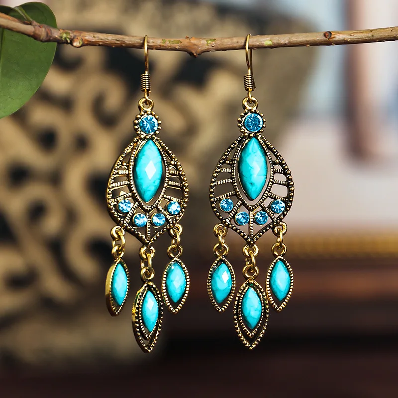 

Богемные Этнические женские серьги 2021 винтажные полые стразы из сплава смолы свисающие индийские серьги ювелирные изделия