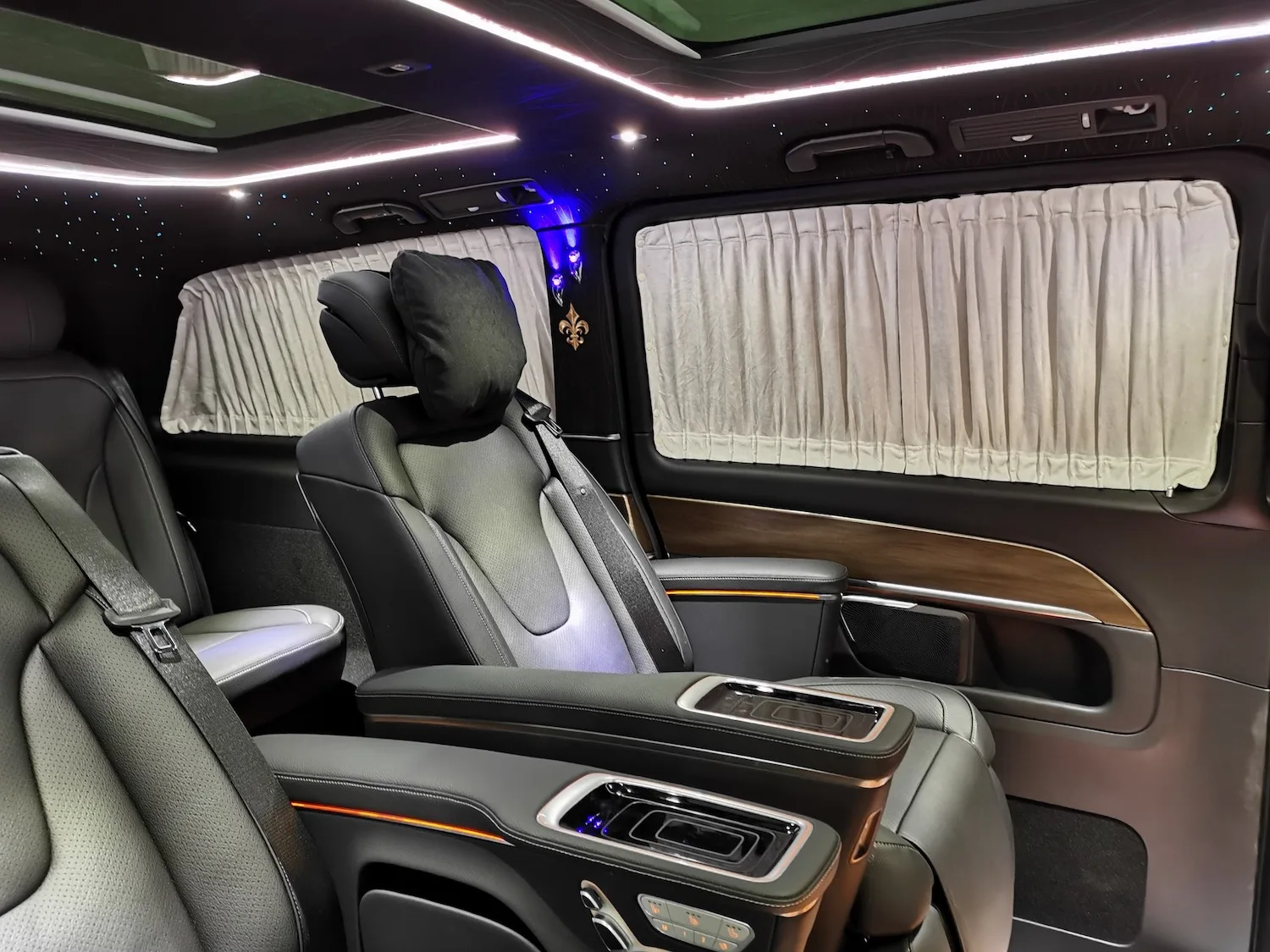 Sprinter 2020 VIP 12 Seats