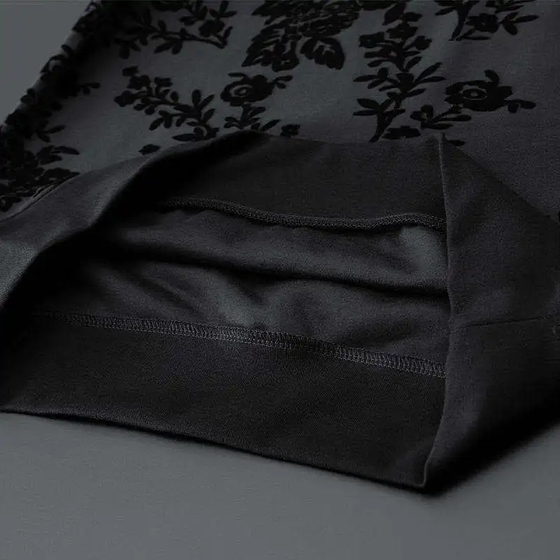 

2020 autumn new style simple jacquard round neck long sleeve sweater pants two piece men's suit fashion