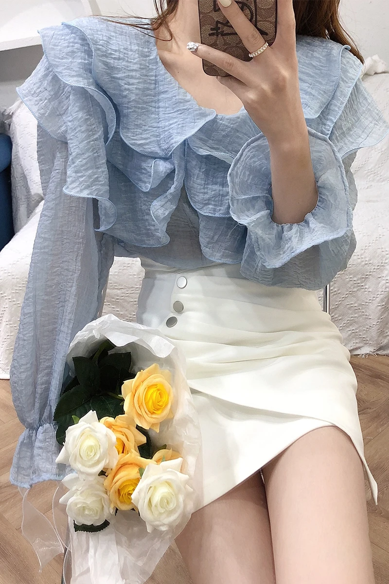 

French design layer by layer ruffles age reduction small fresh long-sleeved shirt women 2021 spring new all-match blouse T