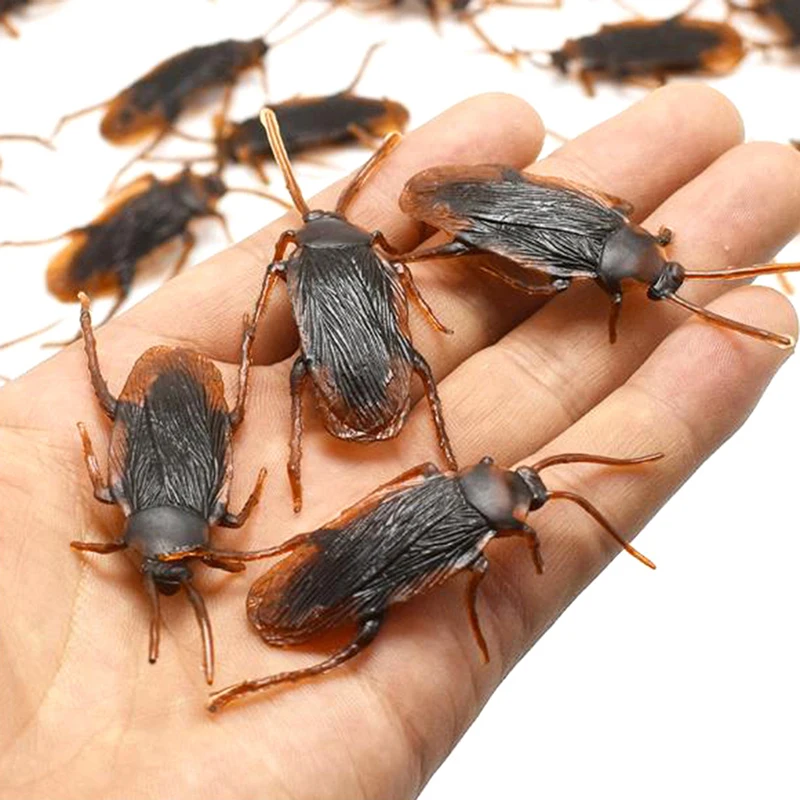 

10pcs/lot Roach Bug Roaches Toy Lifelike Model Simulation Fake Rubber Cock Cockroach Prank Funny Trick Joke Toys