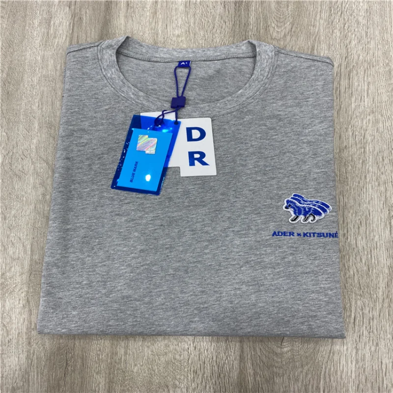 Camiseta bordada de Monster Fox para hombre y mujer, camiseta de manga corta con estampado de oso tridimensional, serie decorativa, 1:1