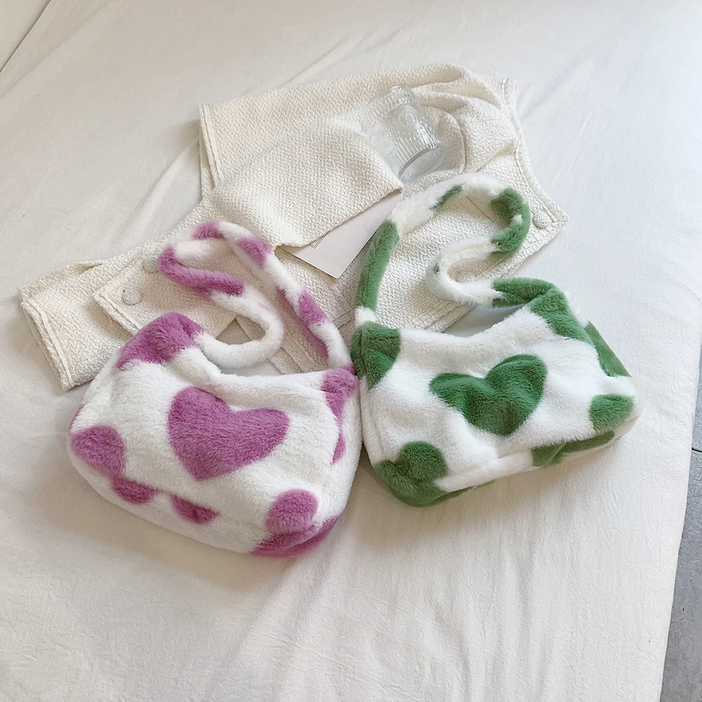 

Female Fashion Love Heart Shoulder Bag Plush Daily Underarm Bags Women Casual Ladies Small Shopping Handbags