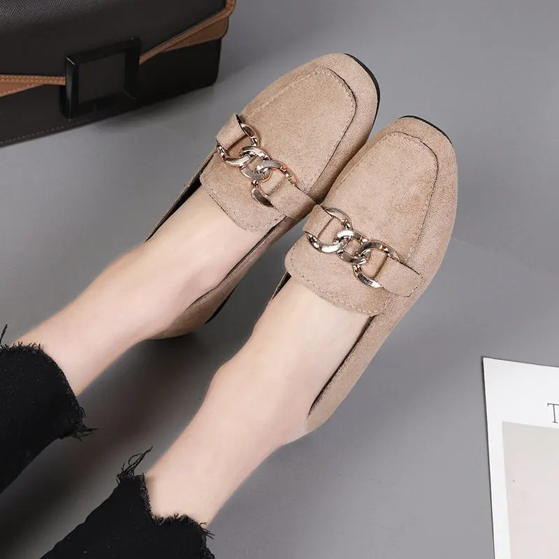 

New Spring Fashion Flat Shoes Women Quality Metal Slip on Loafer Shoes Ladies Flats Mocassins Big Size Sapato Feminino 2021 Hot