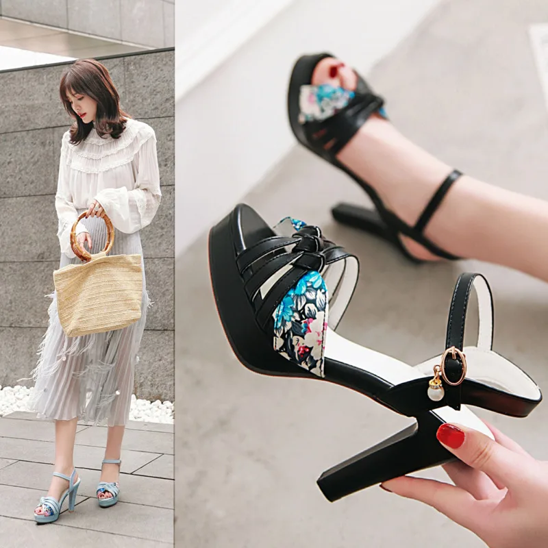 

Summer Sweet Elegant Sandals Women 2021 New Buckle Strap High Heels With Platforms Sandals Female Fashion Casual Women Shoes