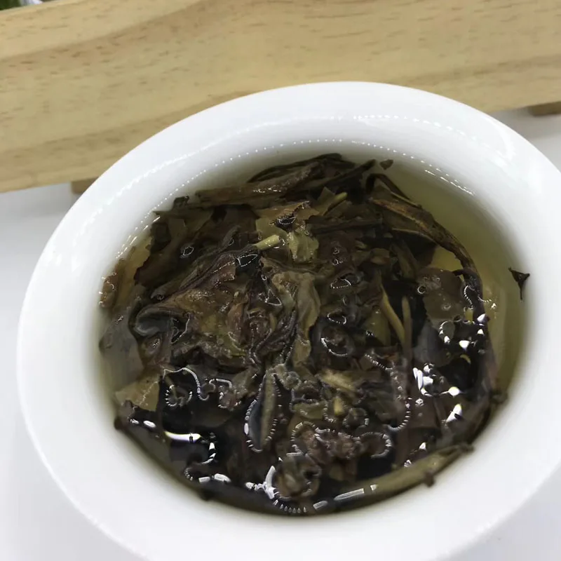 

Old White Tea Cake Wild White Peony Collection Edition 350 g Package Mail