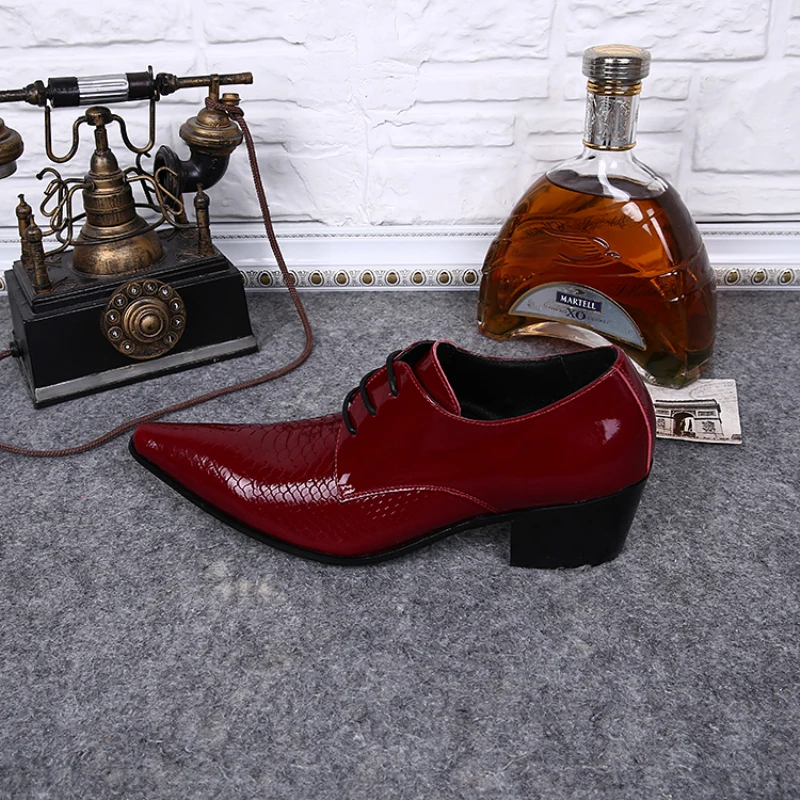 

Christia Bella Fashion Oxfords Brogue Men Summer Red Shoes Plus Size Genuine Leather Lace Up Shoes Business Dress Clasic Shoes