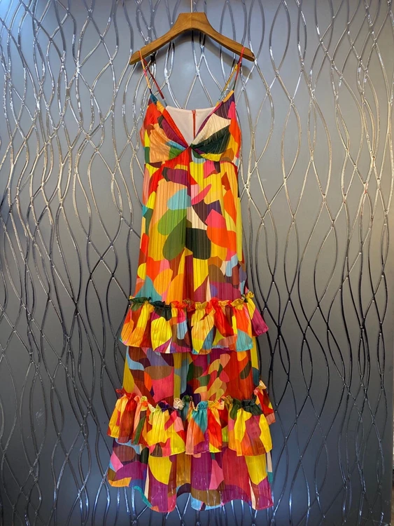 

Новинка весна-лето 2021 женское модное пикантное платье с открытыми плечами и многослойным подолом с принтом 323