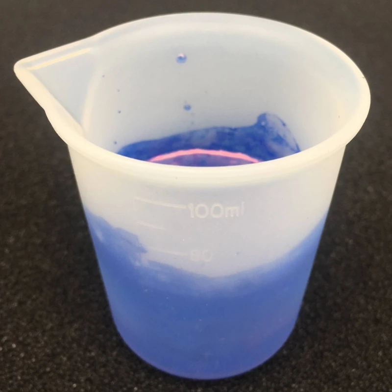 

4pcs Silicone Measuring Cups 100ml Epoxy Resin Crystal Scale DIY Handmade Water Floursh White Measuring Cup Kitchen Tools