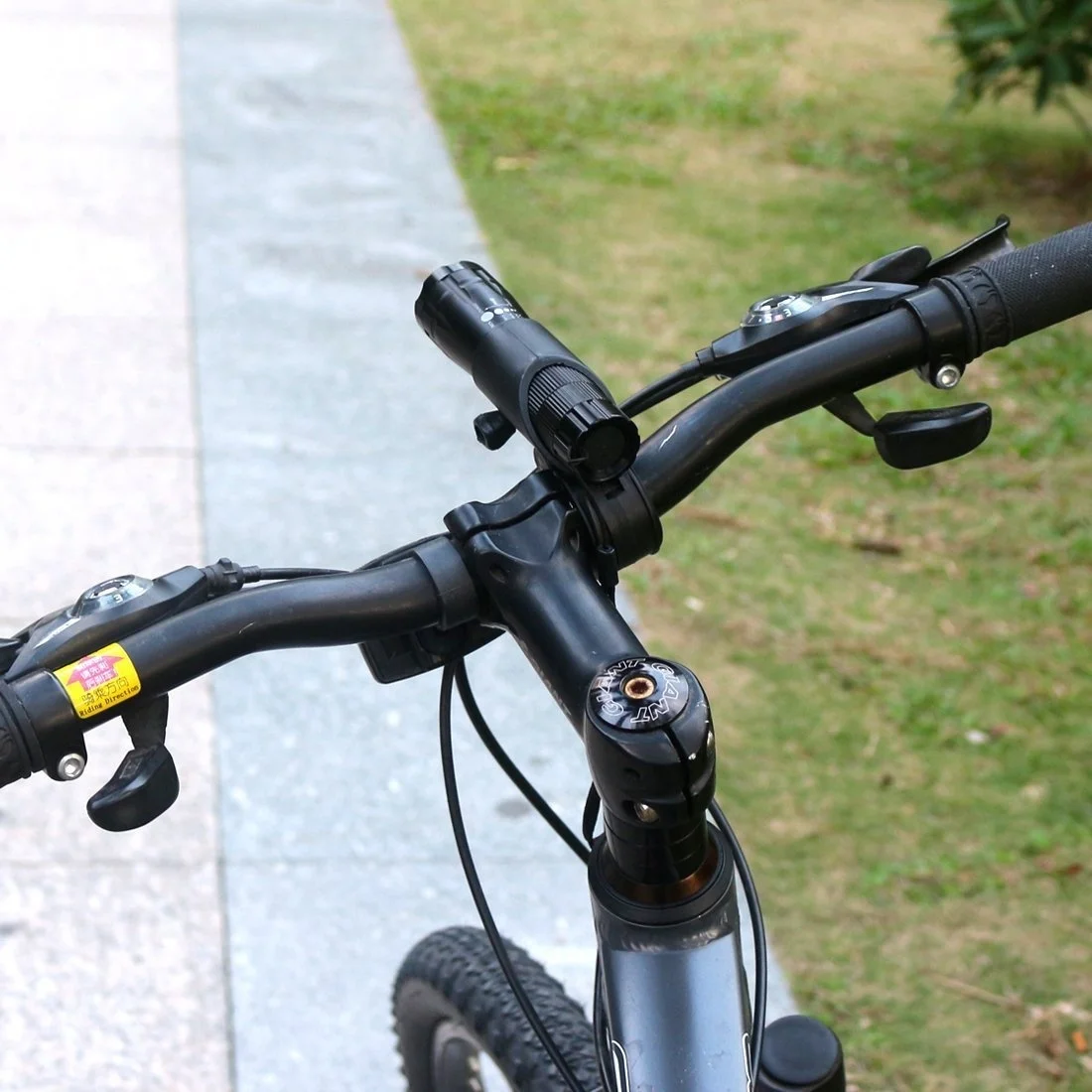 Комплект велосипесветильник фар велосипедные супер яркие светодиодные фары и