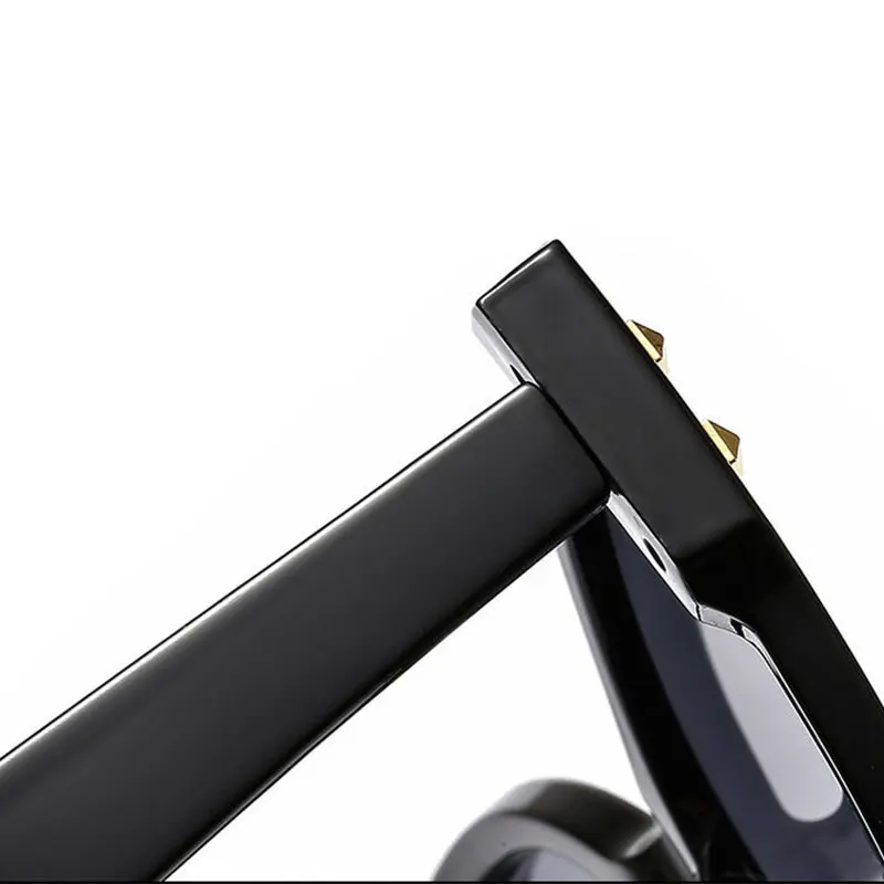 

New Butterfly Plastic Womens Sunglasses Fashion Vintage Luxury Trend Ladies Outdoor Personality High Quality Glasses