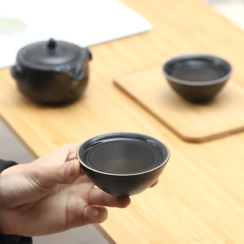 

The Ru kiln Teaware Oolong Tea Portable Travel Tea Set Kung Fu Tea Set Black Teapot 1 Pot 2 Cup Porcelain Chinese Tea Ceremony