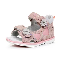 apakowa girls genuine leather sandals toddler shoes daisy flower decorate summer sandals open toe hoof heels kids feetwear