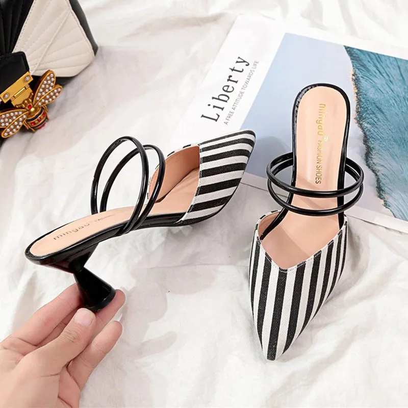 

Sandals Women Pointed Toe Mid Heels Simple Korean Style Womens Retro Elegant Outdoor Summer Breathable Shoes Leisure All-match