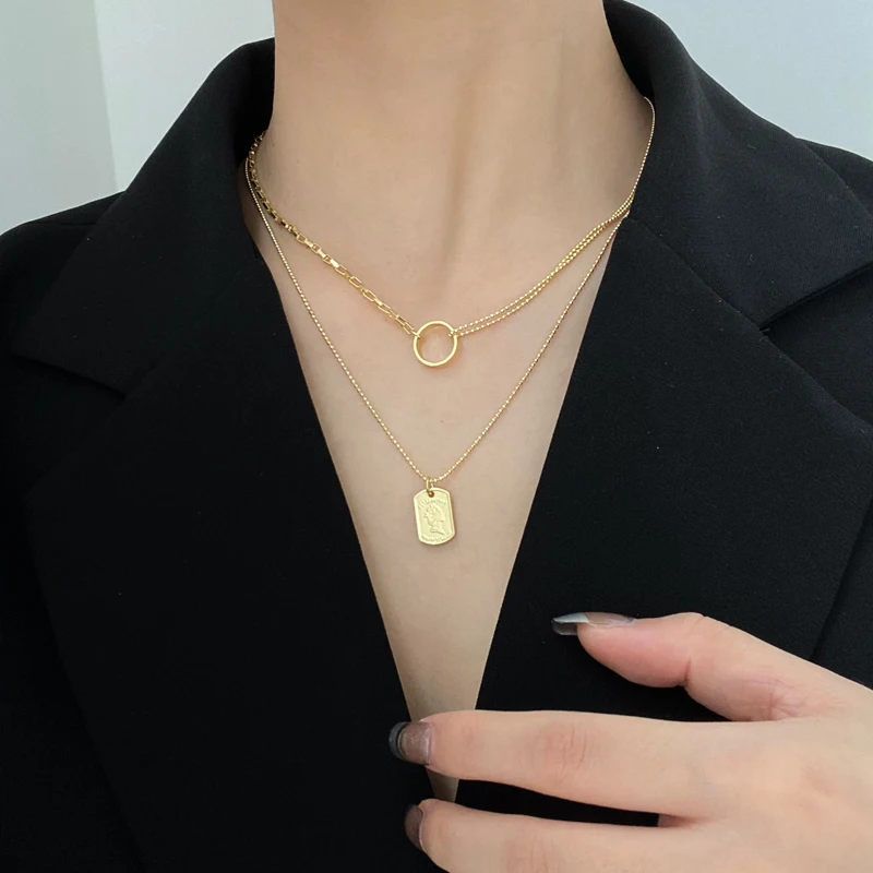 

Trendy Jewelry Chain Necklace Three Layer Hot Selling Two Necklace One Set Round Geometric Pendant Necklace For Women Gifts