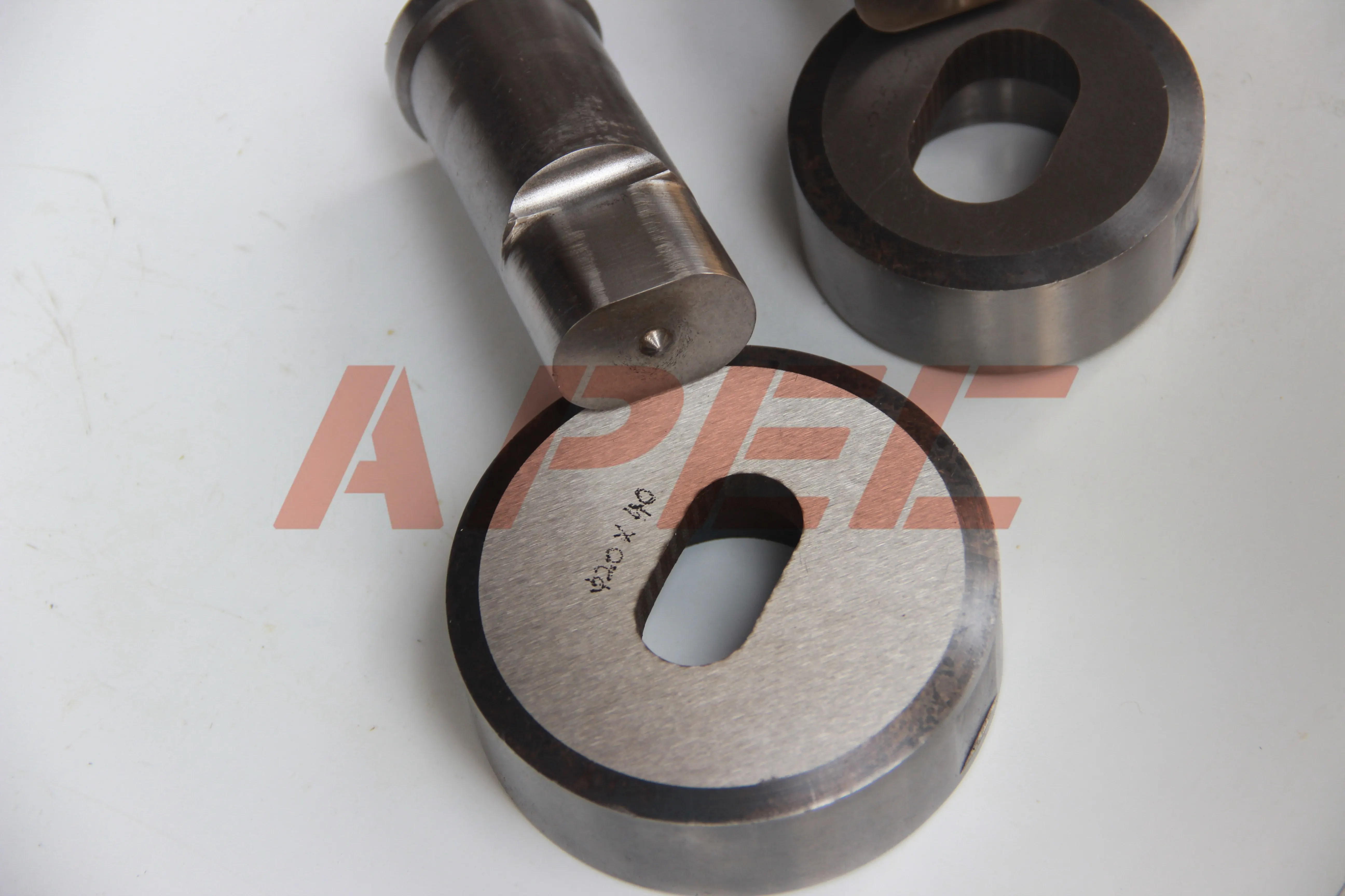 АТЭС гидравлический металлообработчик перфоратор Круглый/продолговатый |