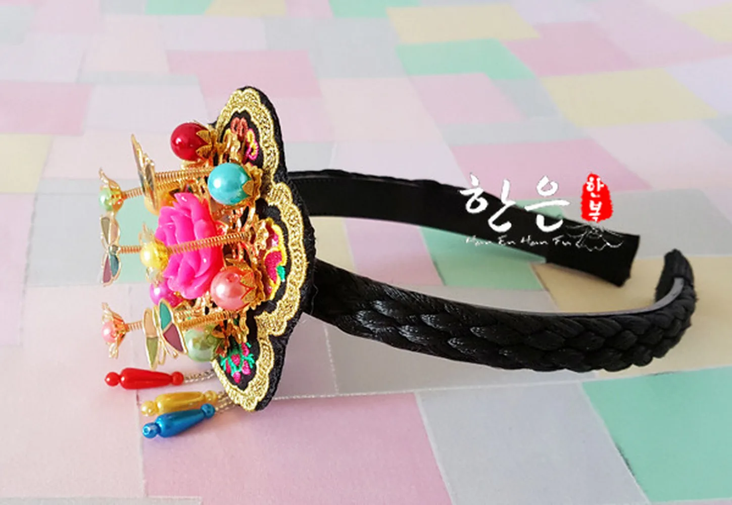 

Korean Original Import Korean Clothing Hair Band High-grade Embroidery Gorgeous Trembling Hair Hoops 2 Colors Hair Clips Women