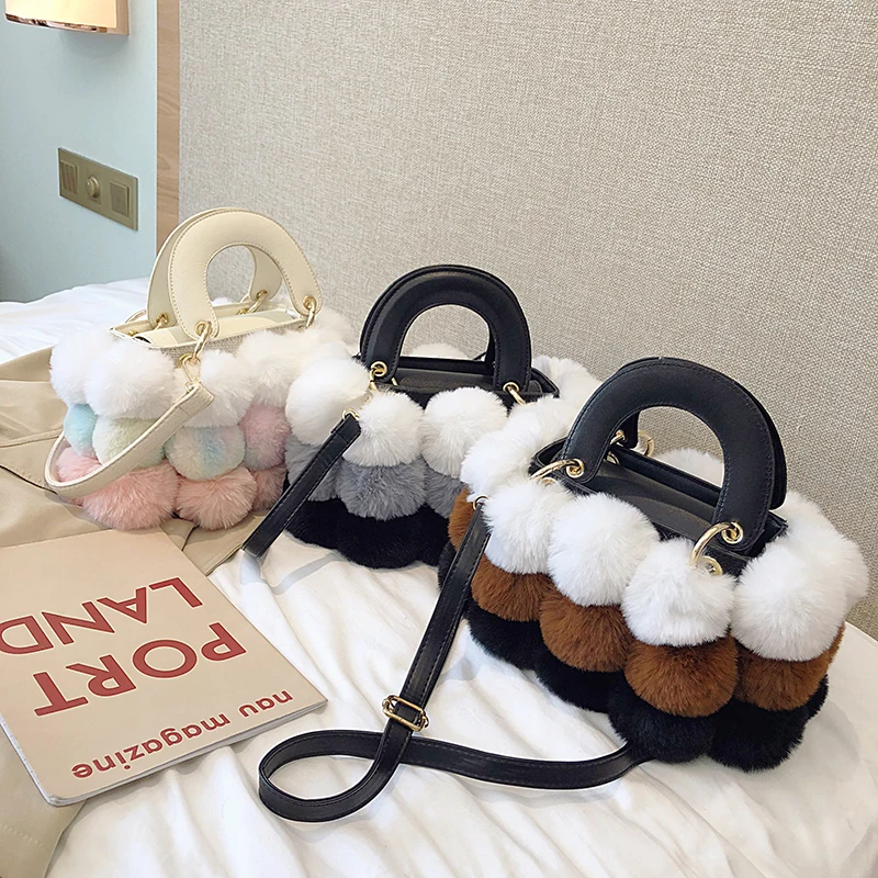 Женская наплечная сумка с меховым помпоном из лисьего меха маленькая квадратная