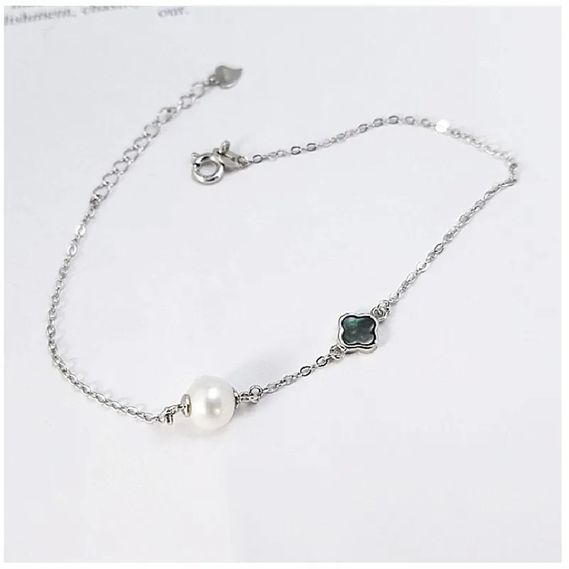 

Style Design Sweet Small Fresh S925 Silver Bracelet Simple Freshwater Pearl Black Shell Bracelet Jewelry Iadies Bracelet