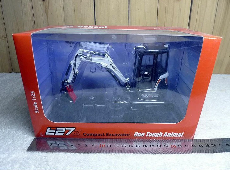 

1/25 Universal Hobbies Bobcat E27 With Cabin Compact Excavator DIe-Cast Model UH8133