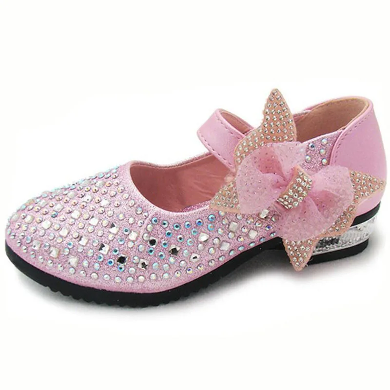 Детские кожаные туфли принцессы для девочек повседневные блестящие с цветами на