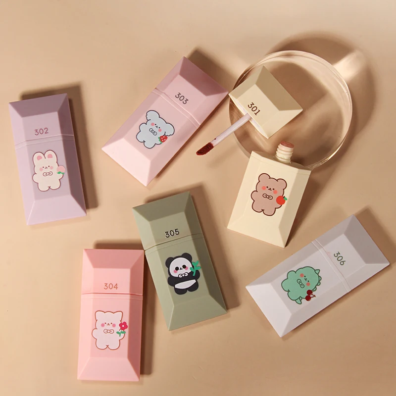 

Lovely Pet Star Wish Smooth Lip Glaze Velvet Matte Lightweight Lip Makeup Pigment Long Lasting Waterproof Easy to Wear Cosmetics