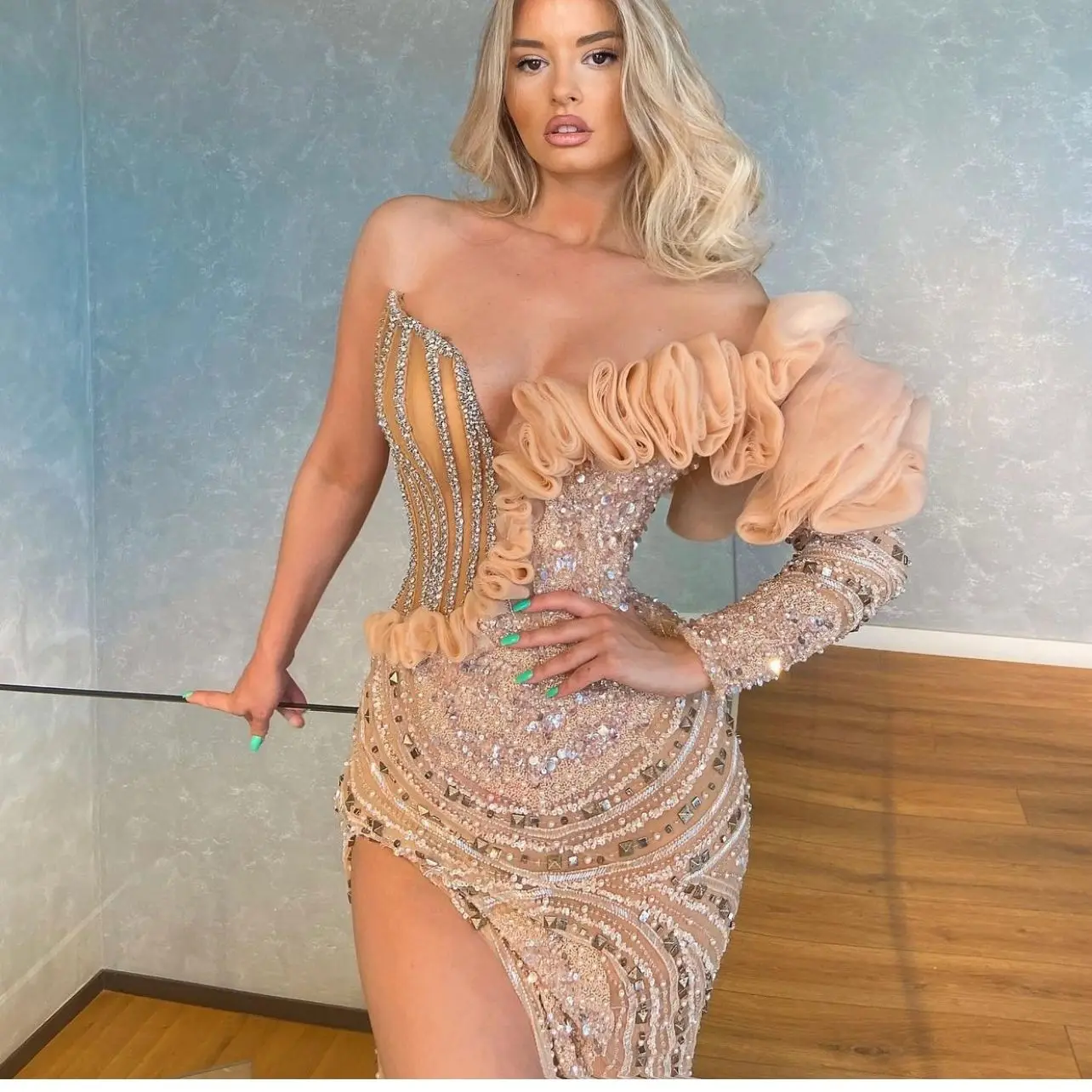 

YILIBER Evening dresses 2021 vintage vlack pearls long sleeves evening gowns beading prom dresses for women short dresses