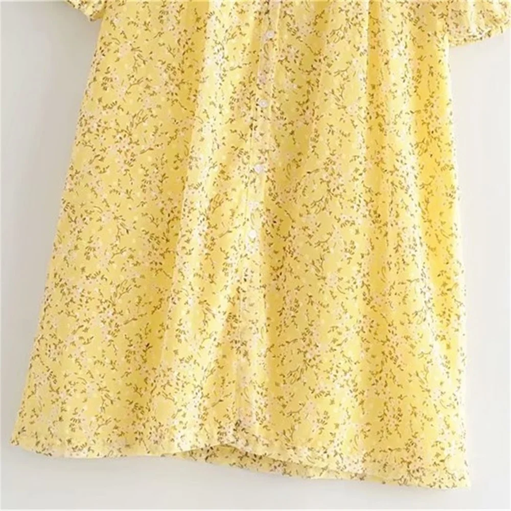 

2020 summer women's new round neck five-point sleeve floral single-breasted decoration loose and thin shirt mini dress