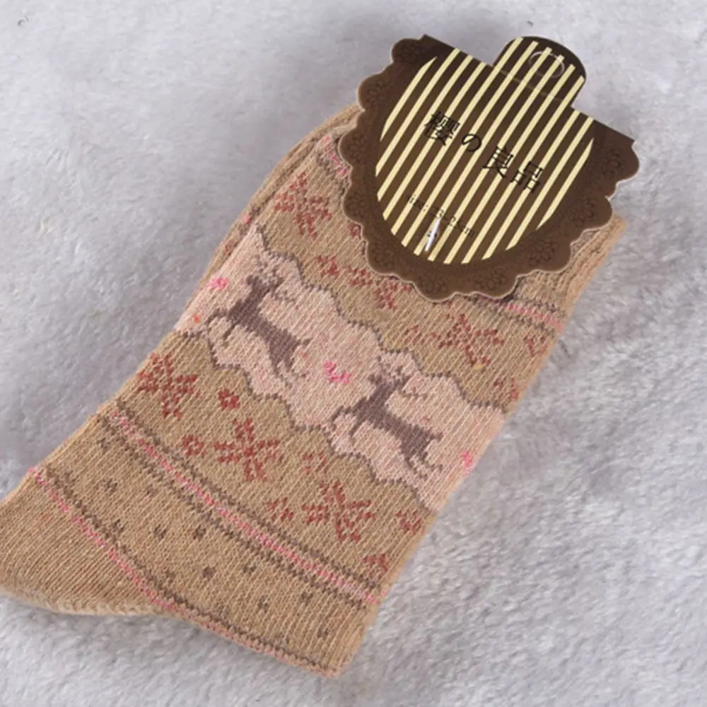 Лидер продаж Популярные Повседневные вязаные шерстяные носки с рождественским