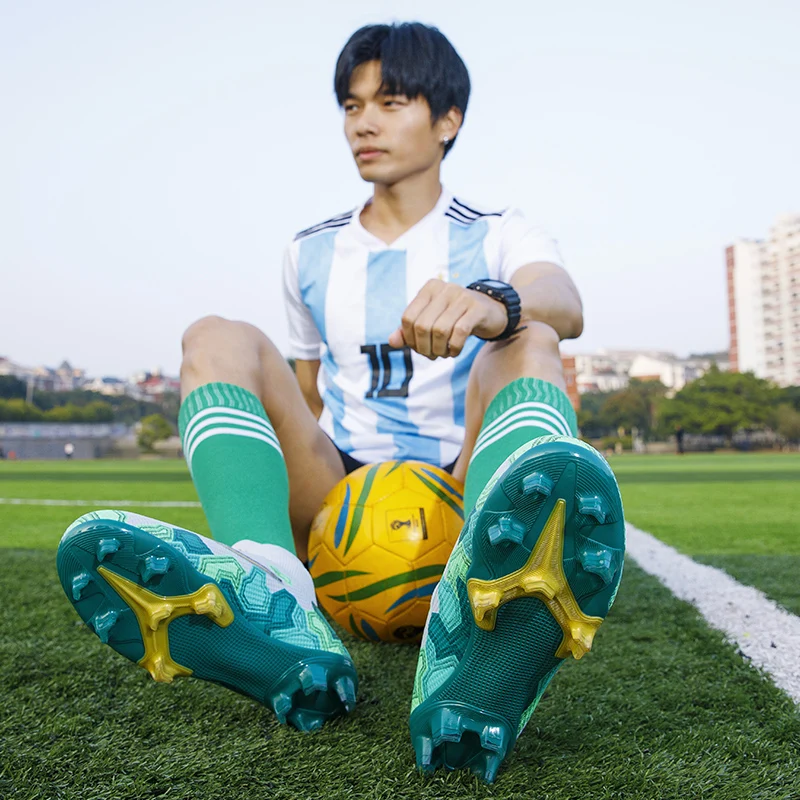 Outdoor Men Ultralight Soccer Shoes TF/FG Football Boots High Ankle Kids Non-Slip Cleats Training Sport Futsal Sneakers Size 45