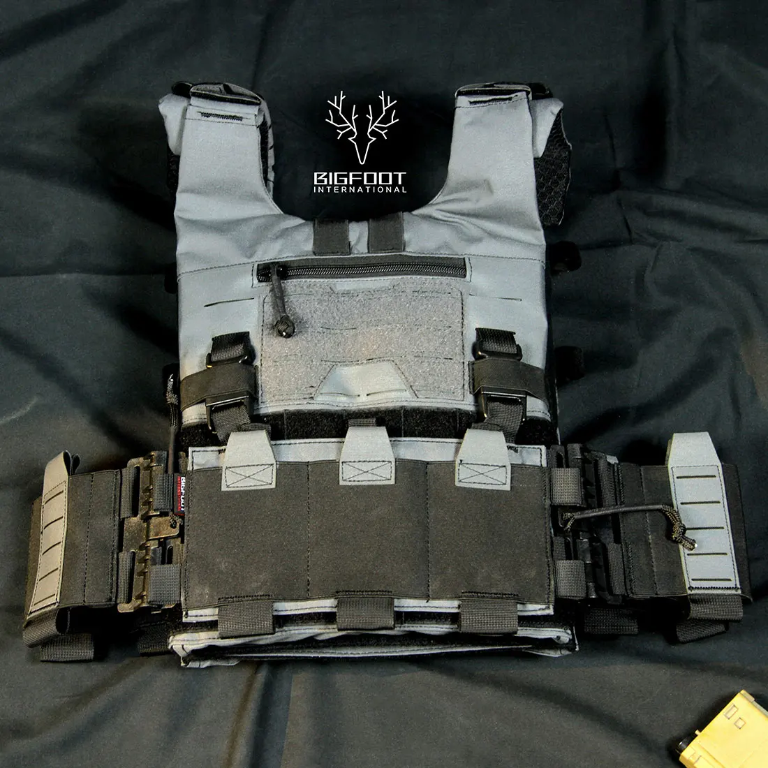 Быстросъемный легкий тактический тренировочный жилет BF GTPC WG| |