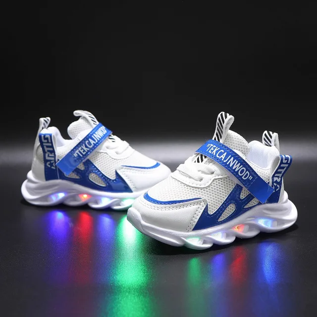 New LED Children Glowing Shoes Baby Luminous Sneakers Boys Girls Lighting Running Shoes Kids Breathable Mesh Sneakers 2