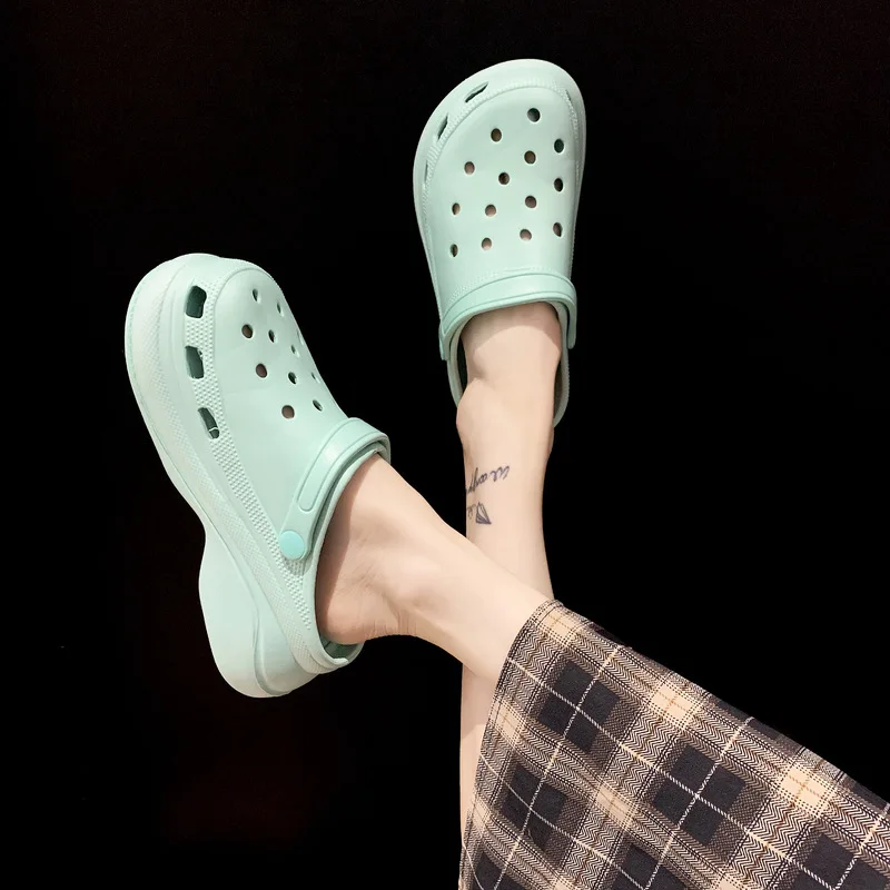 New ThickenedBreathable Non-slip Women's Sandals And Slippers Thickened Soles Soft And Summer Comfortable Ankle-Wrap Beach Shoes