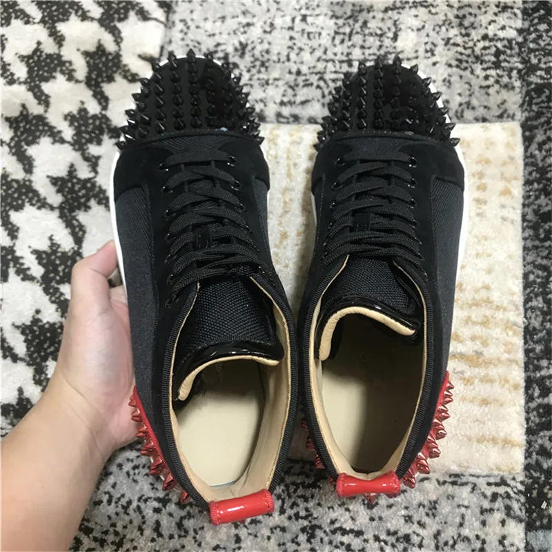 

Brand Design Rivet Men's Sneakers Mesh Breathable Lace Up Men High Top Shoes Fashion High Quality Leather Outdoor Walking Shoes