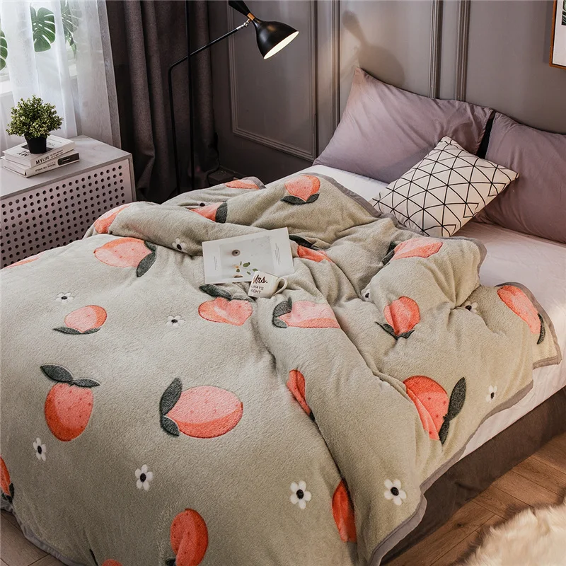 Тонкое фланелевое одеяло зимнее мягкое толстое для взрослых из шерпы покрывало