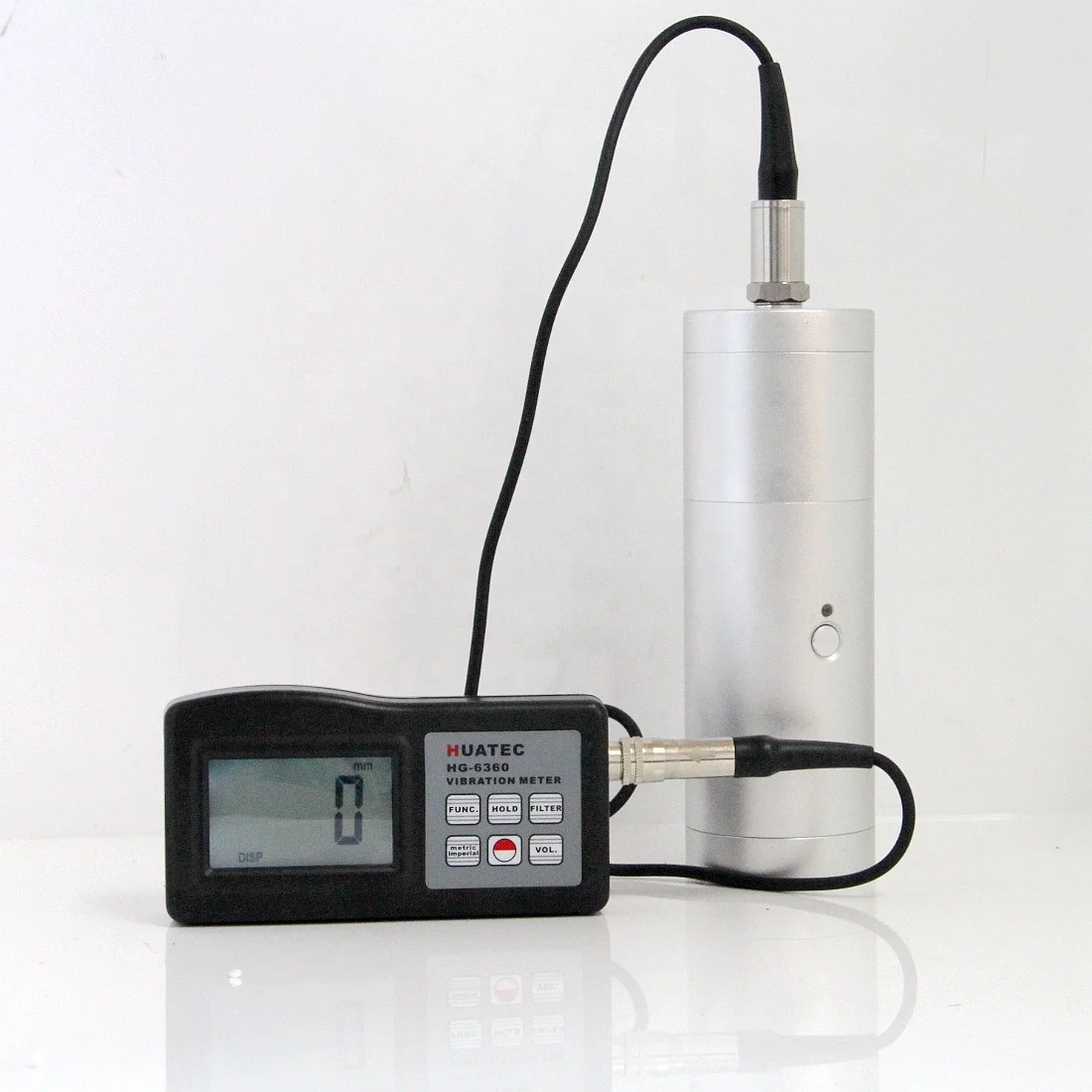 

HG6360 China Supply Digital Vibrometer Tester Analyzer Measure Sensitivity Accelerometers Meter