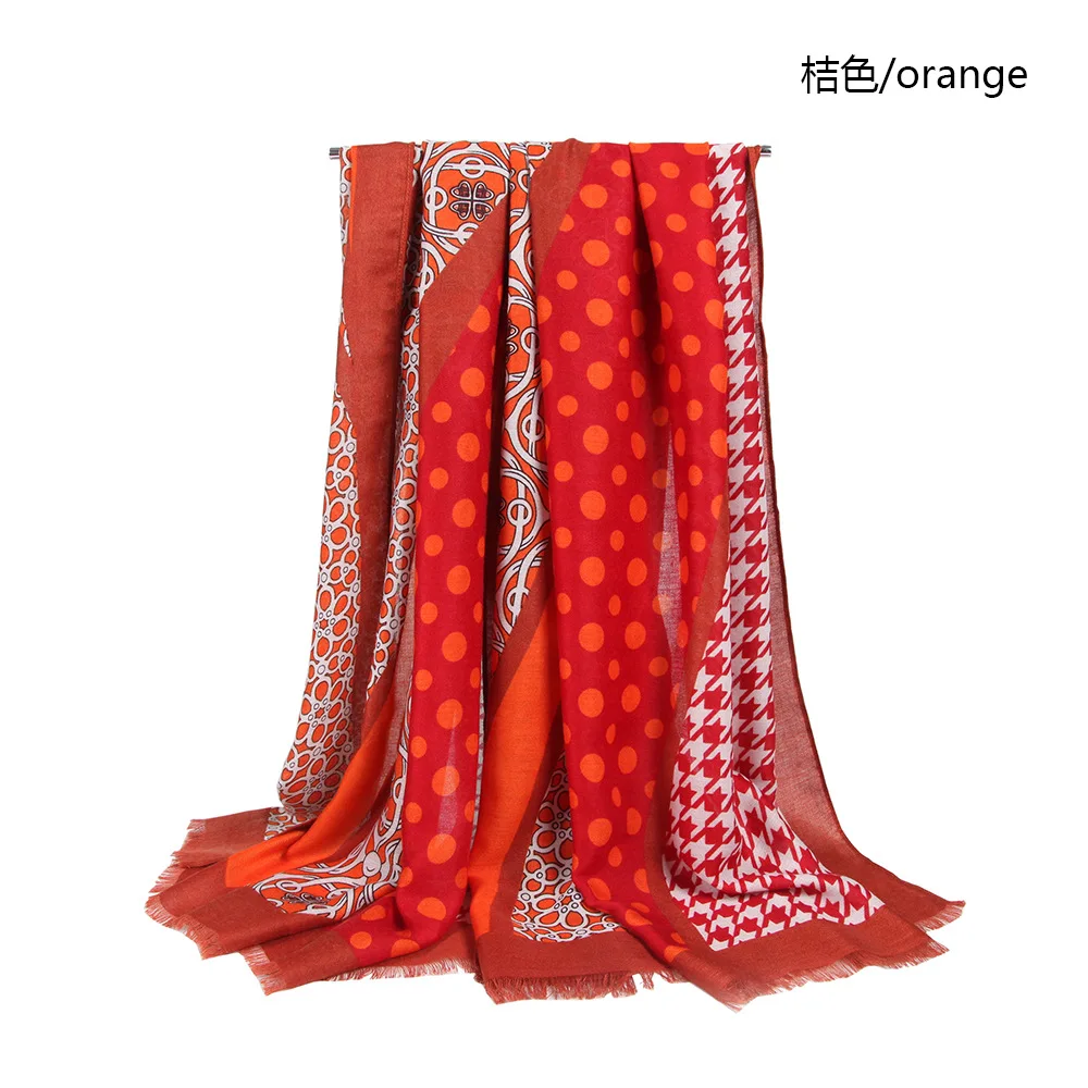 

European and American fashion high-quality new all-match autumn and winter polka dot printing scarf European and American bib sh