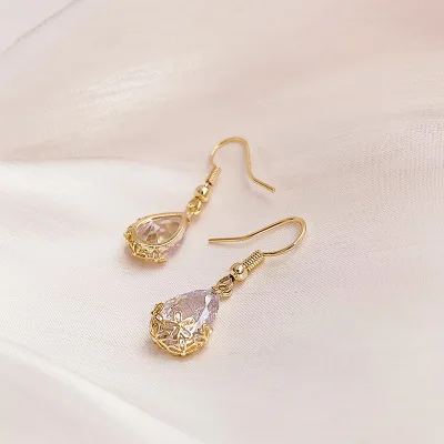 

Elegant Sweet Women Earring Fashion Luxury Crystal Drop Dangle Earrings for Bridal Wedding Accessories Jewelry Earings