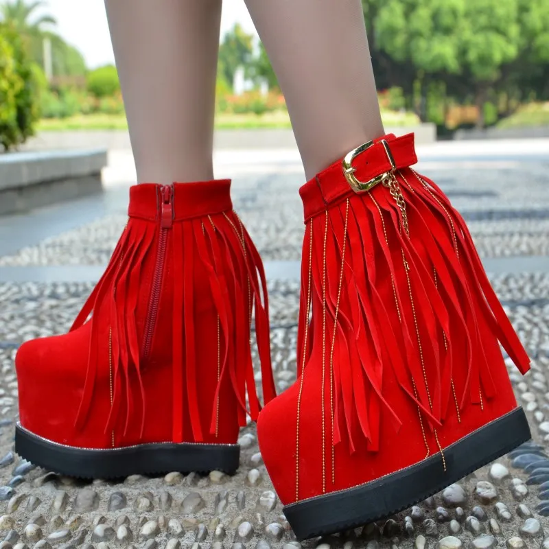 Осенне-зимние женские сапоги с бахромой на очень высоком каблуке 16 см | Обувь