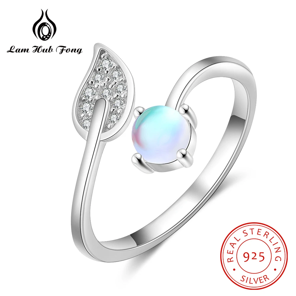 

Женское регулируемое кольцо из серебра 925 пробы с лунным камнем