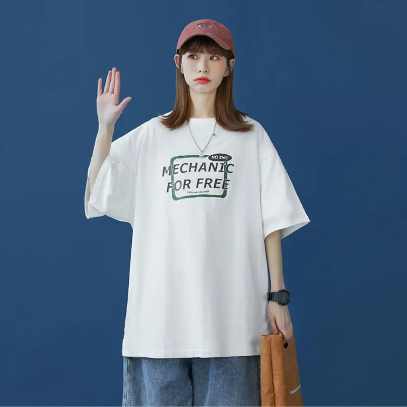 Женская футболка с коротким рукавом свободного покроя в стиле колледжа | одежда