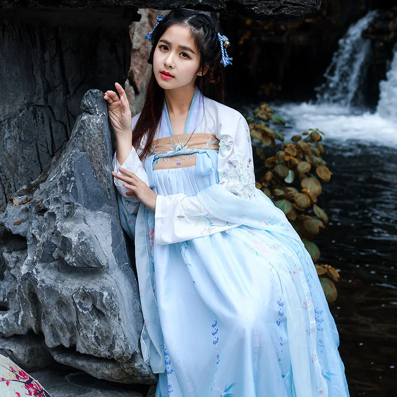 

Chinese National Costume Traditional Hanfu Long Sleeve
