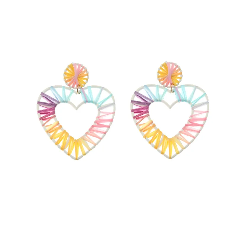 

Bohemia Earrings Sweet Gradient Raffia Heart Stud Earrings for Women Kpop Dangle Earring 2020 Fashion Ear Rings Jewelry Gift
